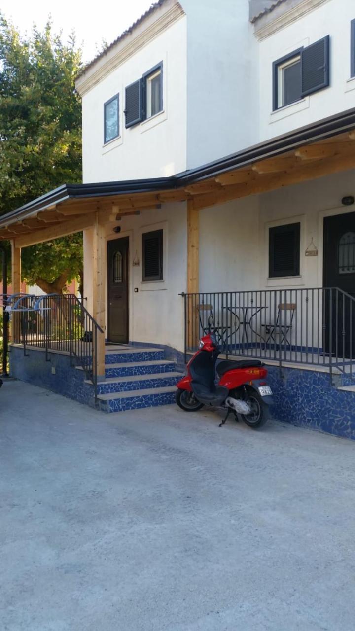 Brigida'S Apartments Ipsos Dış mekan fotoğraf